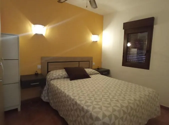 Labrador A 9k De Monfraguee Дом отдыха