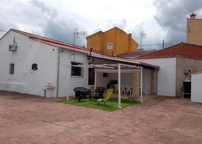 Labrador A 9k De Monfraguee Дом отдыха